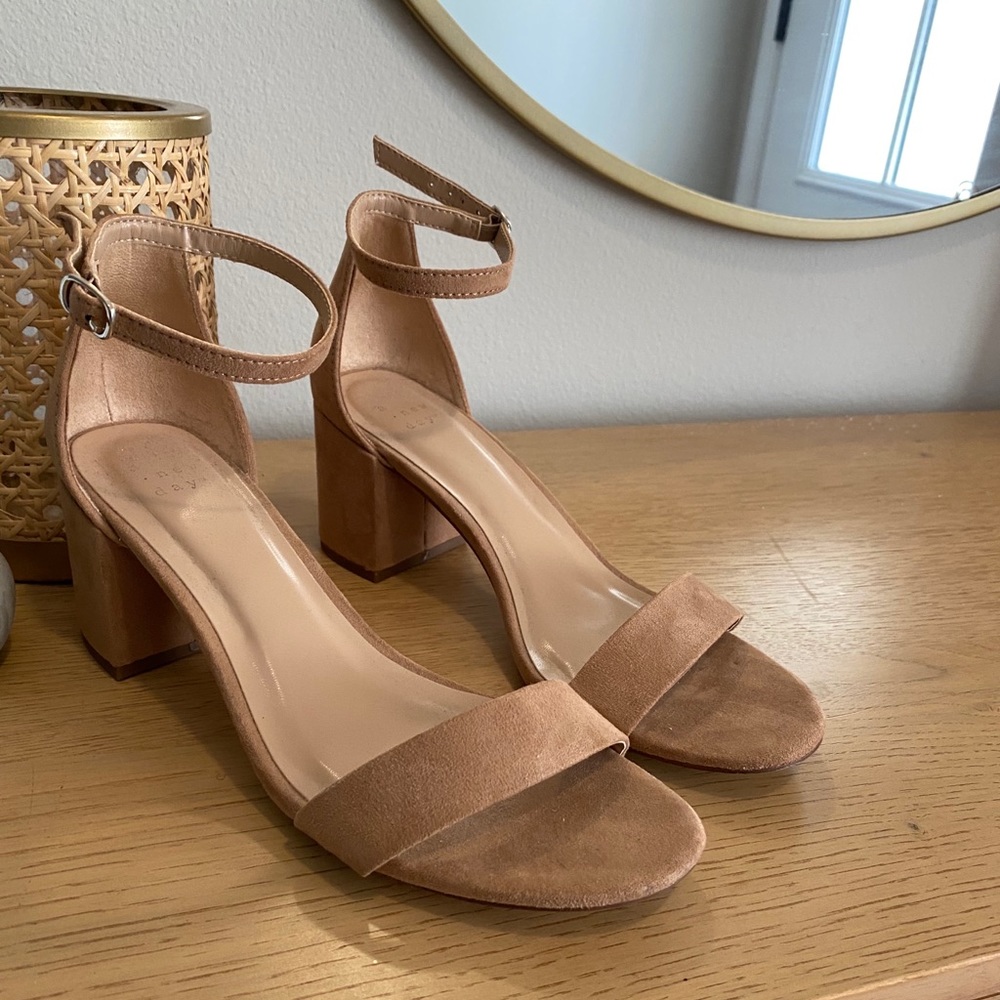 Nude heels